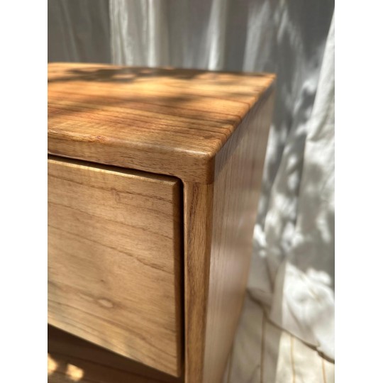 Mesa de luz Ivi